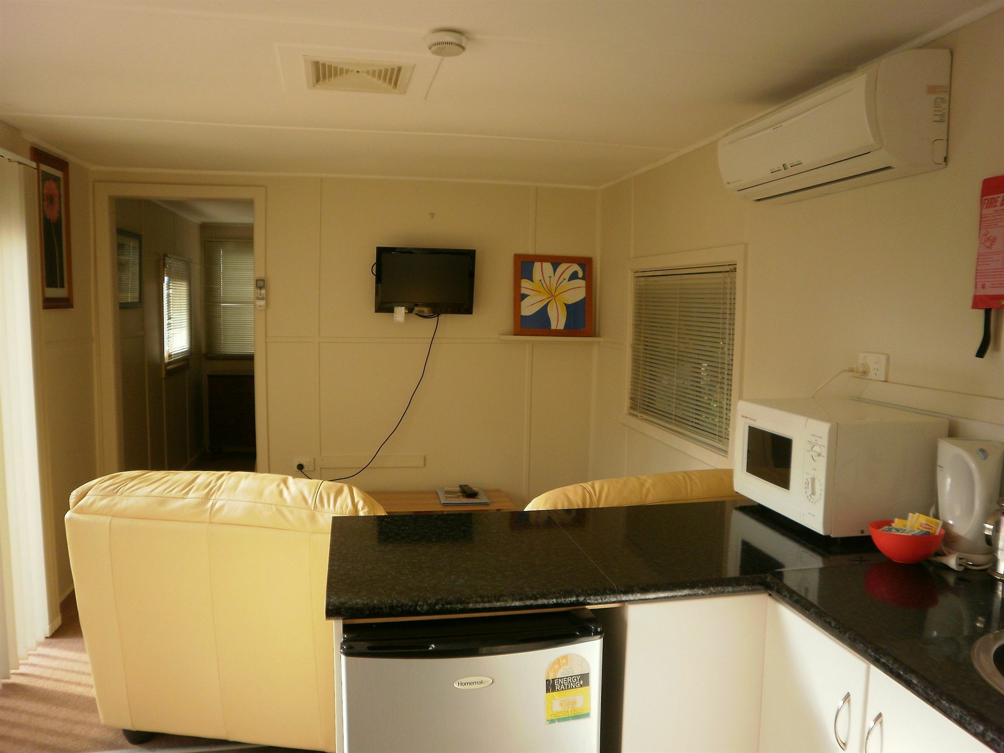 Kickback Cottages Lakes Entrance Exterior foto