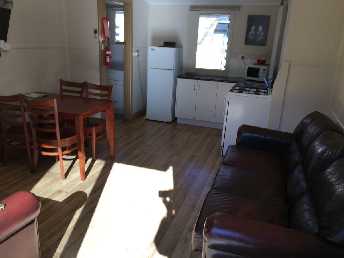 Kickback Cottages Lakes Entrance Exterior foto