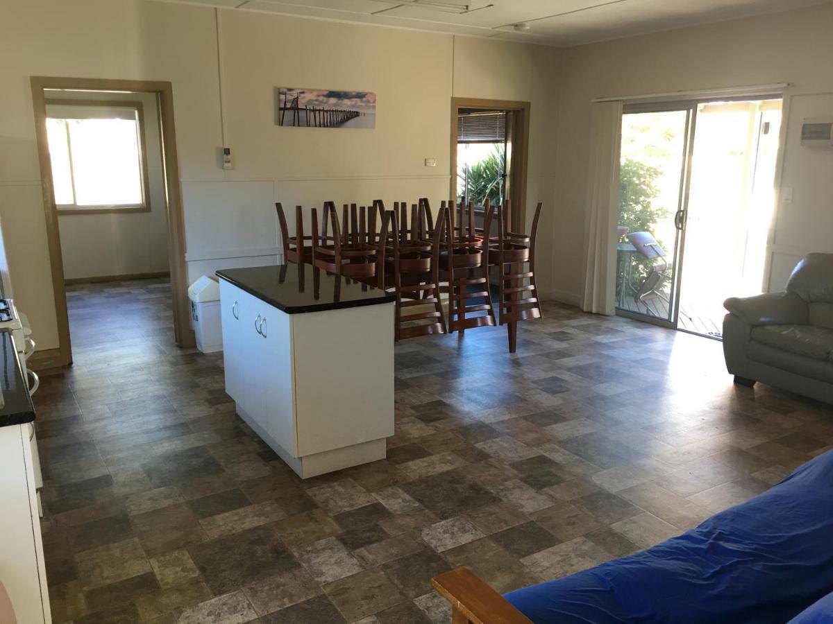 Kickback Cottages Lakes Entrance Exterior foto