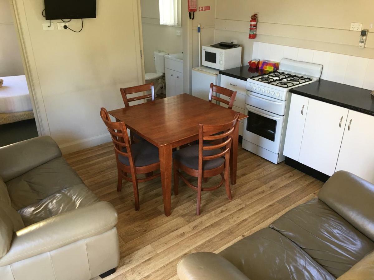Kickback Cottages Lakes Entrance Exterior foto